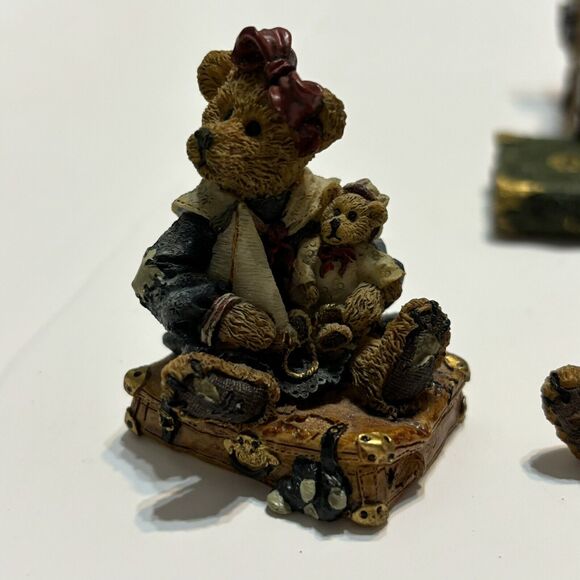 Boyds Bears Anniversary Collector's Edition Bailey's Ol' Trunk Figurines 2002 - Picture 2 of 12